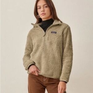 Patagonia Womens M Los Gatos 1/4 Zip Tan Fuzzy Pullover Fleece Jacket Teddy Bear